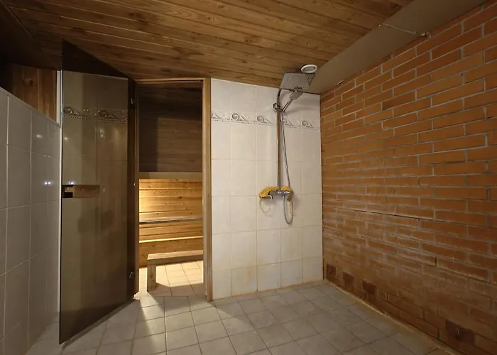 بيت للعطل Alevi With Sauna *