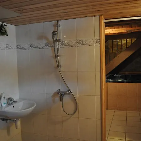 بيت للعطل Alevi With Sauna